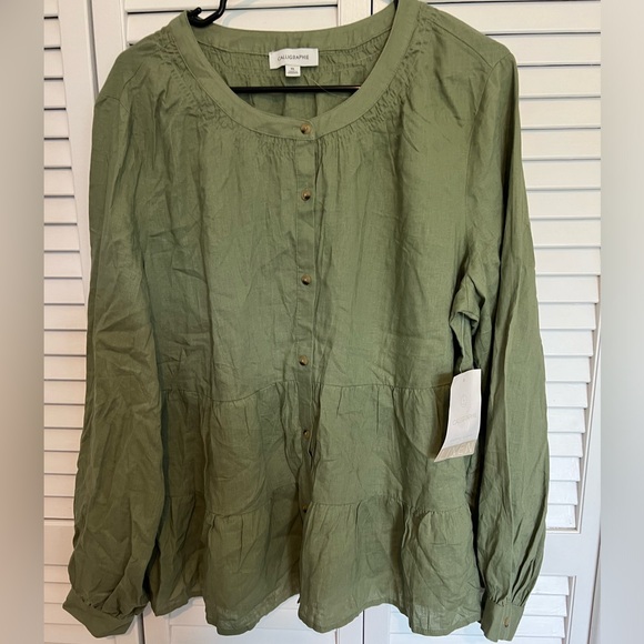 Button down blouse - Picture 1 of 7